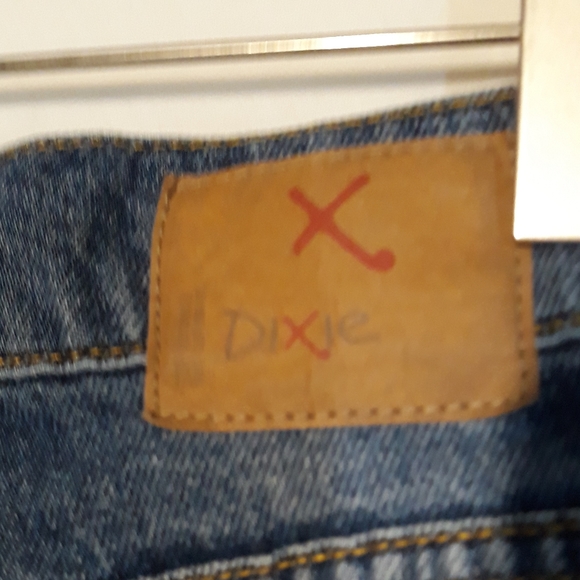 Dixie High Waist 5 Pocket Denim Jean Short - Picture 2 of 11